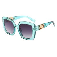 Women's Square Frame Versatile Gradient Sunglasses (Color: Green frame double gray sheet)
